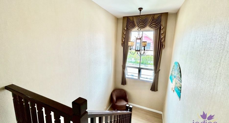出售 4 卧室 独立屋 在 Doi Saket, Chiang Mai