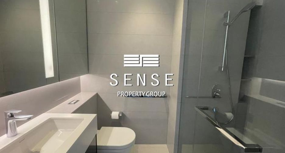 For sale 3 bedrooms condo in Watthana, Bangkok