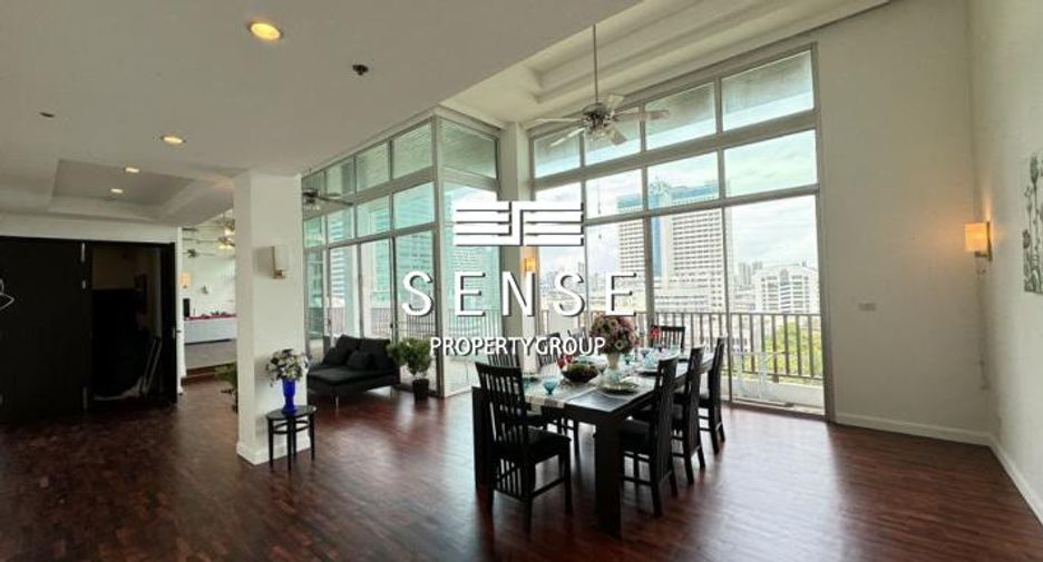 For rent 4 bedrooms condo in Sathon, Bangkok