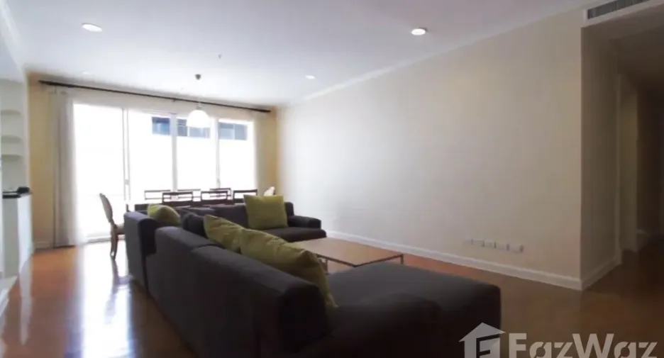 For rent 3 bedrooms apartment in Sathon, Bangkok