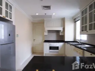 For rent 3 bedrooms apartment in Sathon, Bangkok