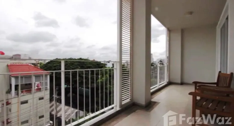For rent 3 bedrooms apartment in Sathon, Bangkok