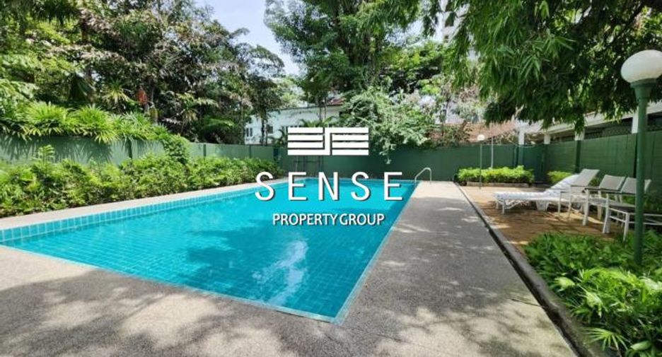 For rent 3 bedrooms house in Khlong Toei, Bangkok