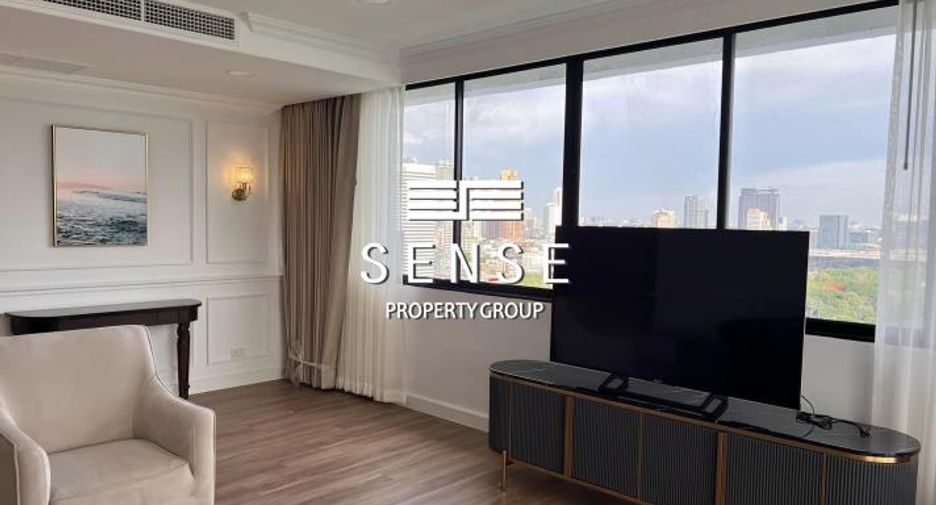 For rent 2 bedrooms condo in Khlong Toei, Bangkok