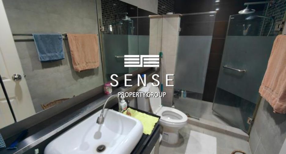 For sale 2 bedrooms condo in Sathon, Bangkok