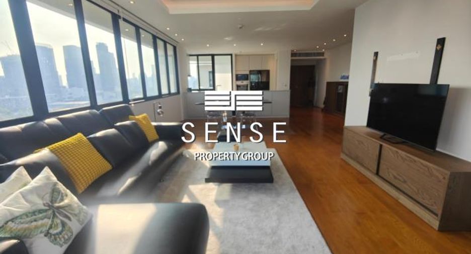 For rent 2 bedrooms condo in Khlong Toei, Bangkok
