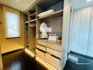 Haus zur Miete mit 3 Zimmer in Watthana, Bangkok