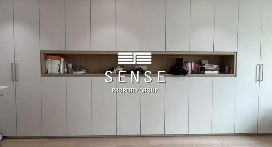 For rent 2 bedrooms condo in Sathon, Bangkok
