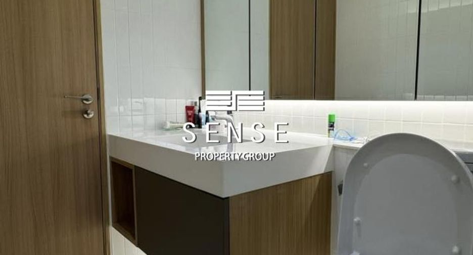 For rent 2 bedrooms condo in Sathon, Bangkok