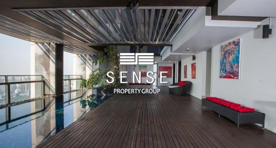 For rent 4 bedrooms condo in Sathon, Bangkok