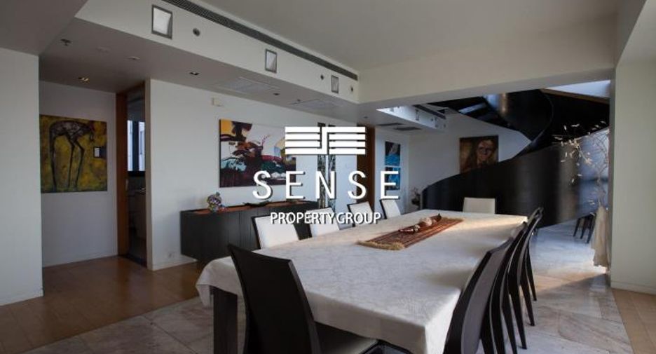 For rent 4 bedrooms condo in Sathon, Bangkok