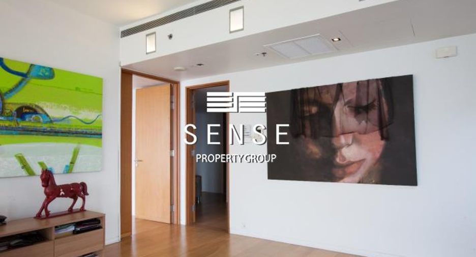 For rent 4 bedrooms condo in Sathon, Bangkok