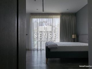 For rent 3 bedrooms townhouse in Watthana, Bangkok