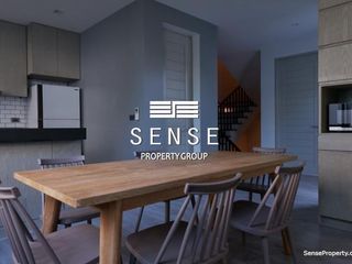 For rent 3 bedrooms townhouse in Watthana, Bangkok