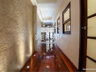 For sale and for rent 4 bedrooms townhouse in Watthana, Bangkok