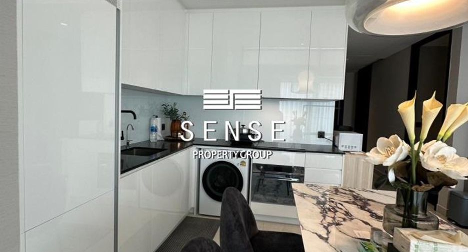 For rent 2 bedrooms condo in Sathon, Bangkok