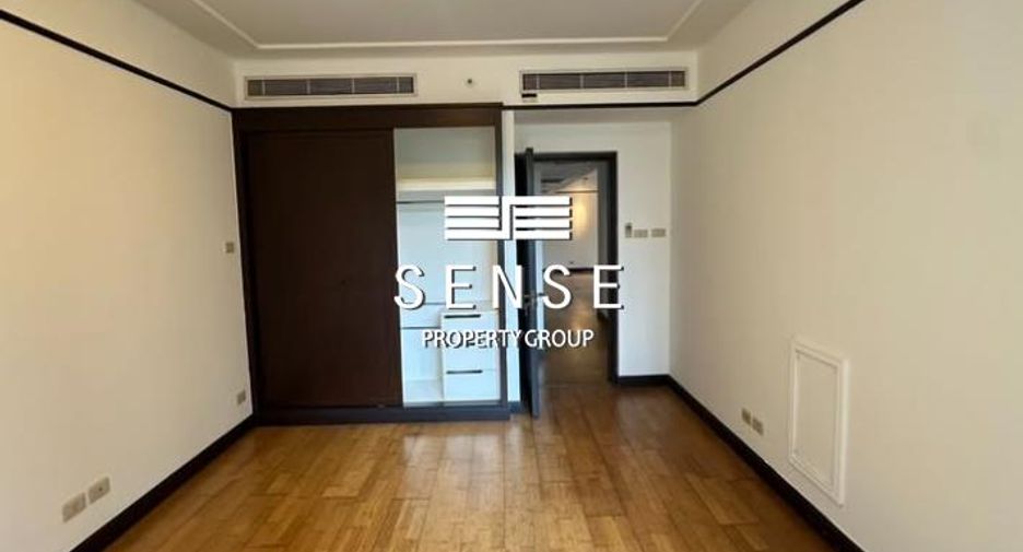 For sale 3 bedrooms condo in Pathum Wan, Bangkok
