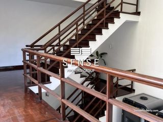 For rent 3 bedrooms house in Khlong Toei, Bangkok