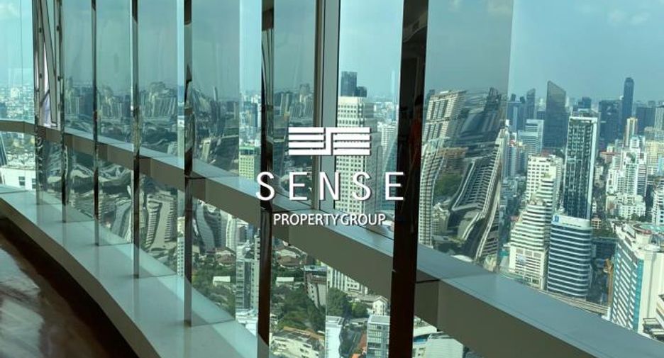 For rent 3 bedrooms condo in Khlong Toei, Bangkok