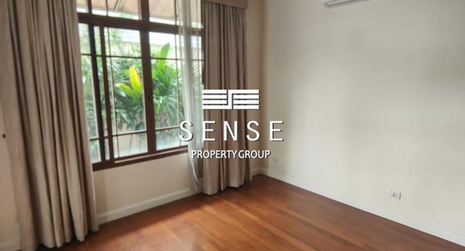 For rent 4 bedrooms house in Pathum Wan, Bangkok