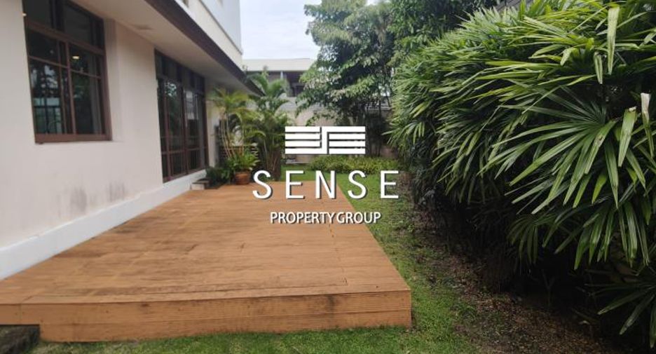 For rent 4 bedrooms house in Pathum Wan, Bangkok