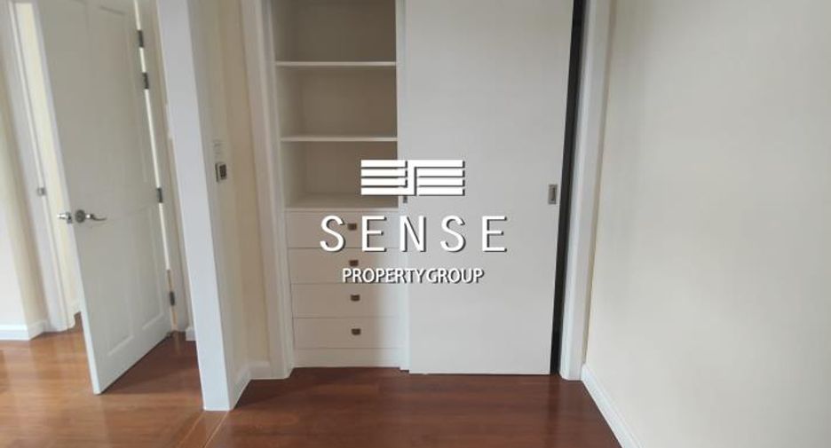 For rent 4 bedrooms house in Pathum Wan, Bangkok