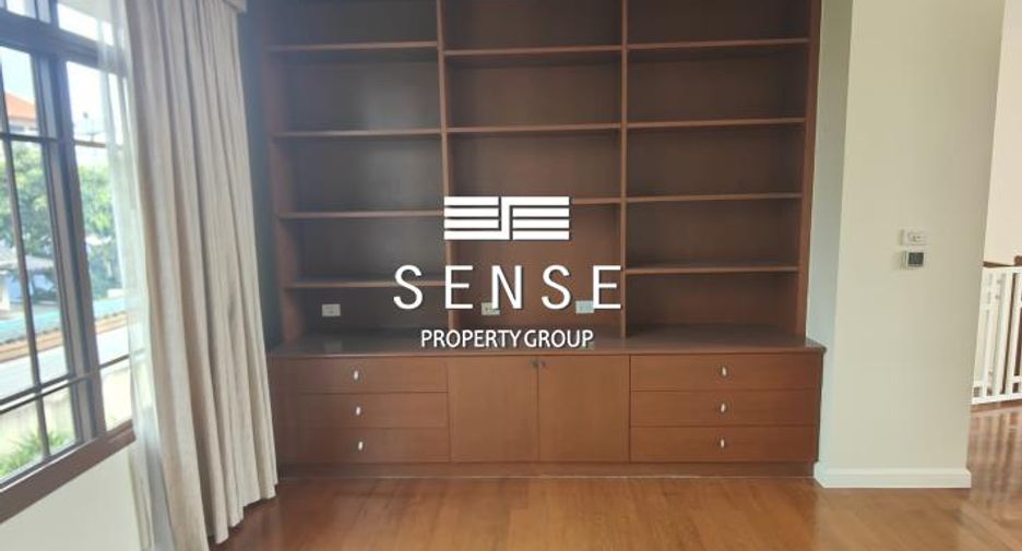 For rent 4 bedrooms house in Pathum Wan, Bangkok