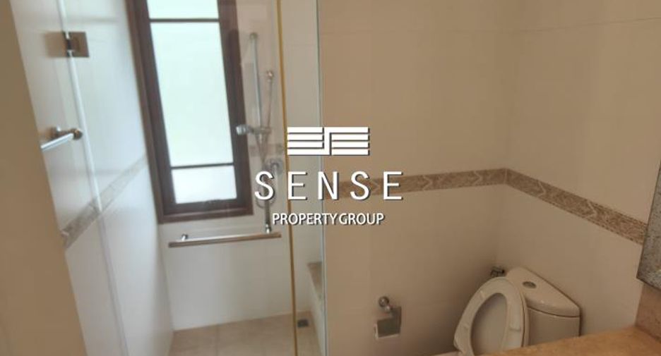 For rent 4 bedrooms house in Pathum Wan, Bangkok