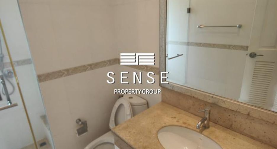For rent 4 bedrooms house in Pathum Wan, Bangkok