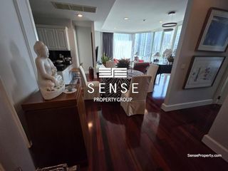 For sale 3 bedrooms condo in Watthana, Bangkok