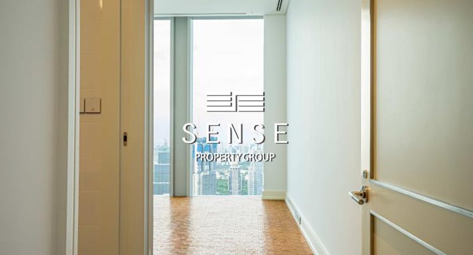 Condo en venta de 3 habitaciones en Sathon, Bangkok