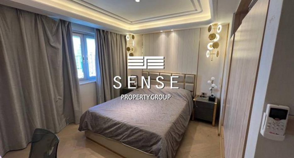 For sale 3 bedrooms condo in Khlong Toei, Bangkok