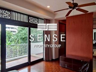 For rent 4 bedrooms condo in Sathon, Bangkok