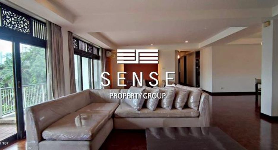 For rent 4 bedrooms condo in Sathon, Bangkok
