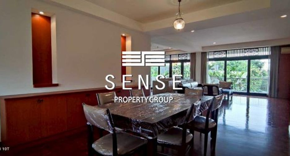 For rent 4 bedrooms condo in Sathon, Bangkok