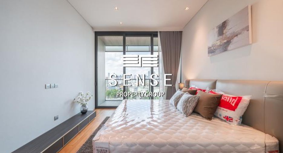 For rent 2 bedrooms condo in Khlong San, Bangkok