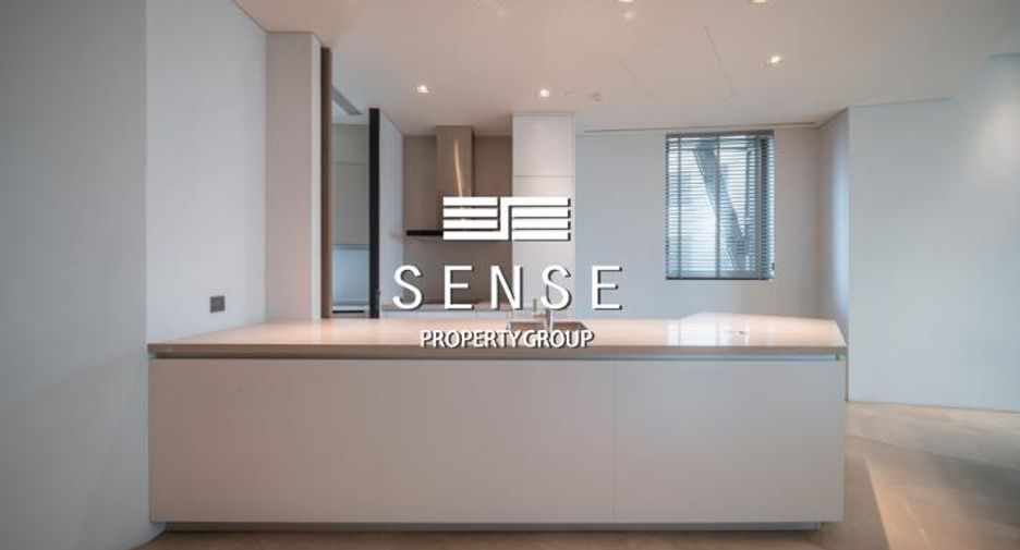 For rent 2 bedrooms condo in Khlong San, Bangkok