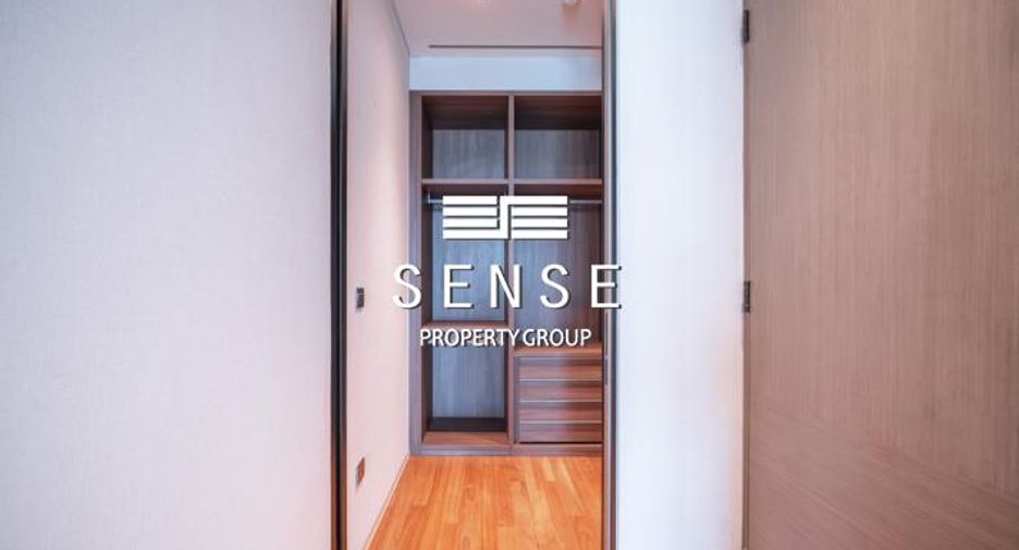 For rent 2 bedrooms condo in Khlong San, Bangkok