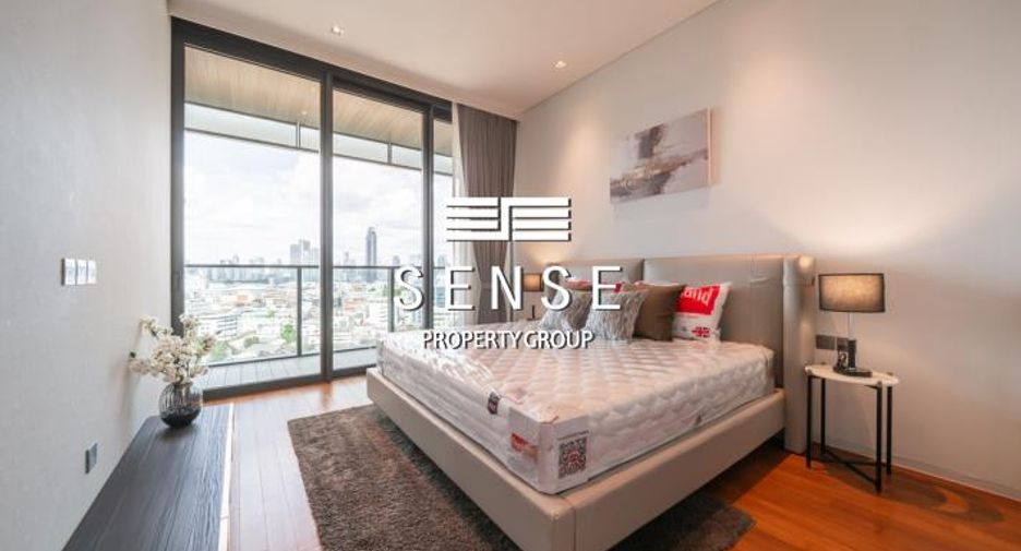 For rent 2 bedrooms condo in Khlong San, Bangkok