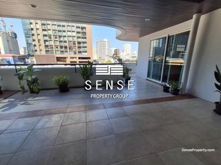 For rent 4 bedrooms condo in Khlong Toei, Bangkok
