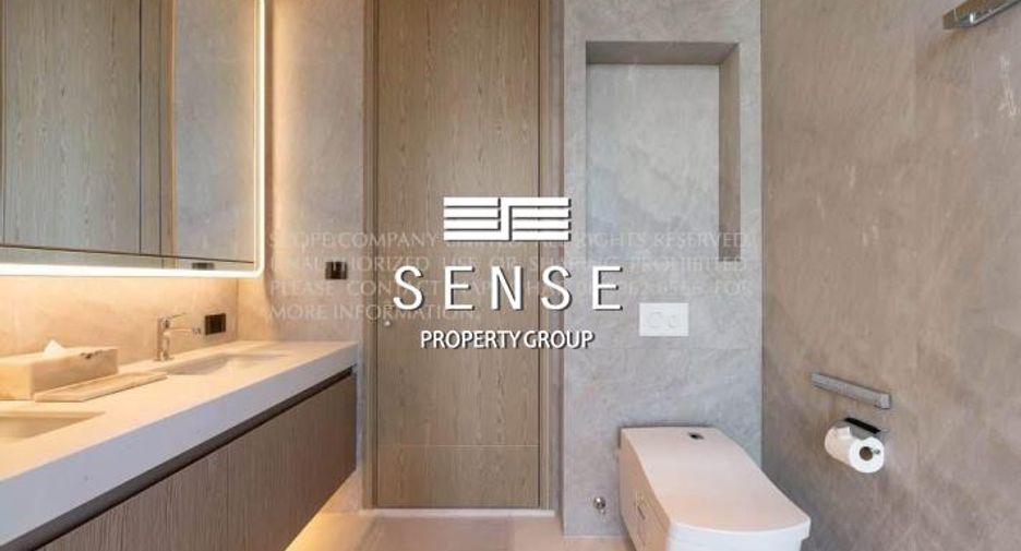 For rent 2 bedrooms condo in Khlong Toei, Bangkok