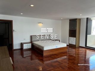 For rent 3 bedrooms condo in Khlong Toei, Bangkok