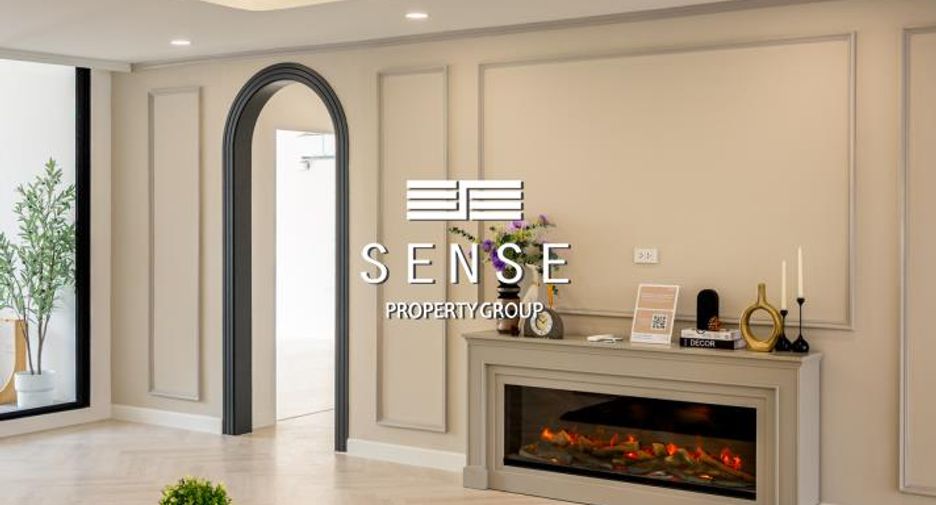 For sale 3 bedrooms condo in Khlong Toei, Bangkok