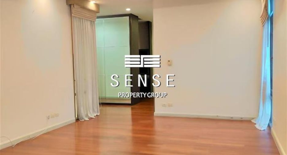 For rent 4 bedrooms house in Pathum Wan, Bangkok