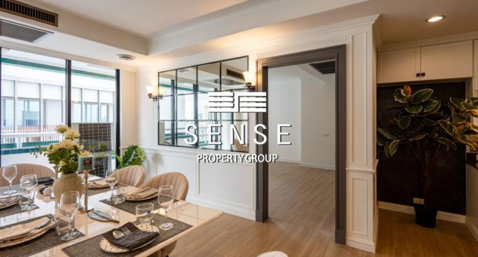 For sale 3 bedrooms condo in Khlong Toei, Bangkok