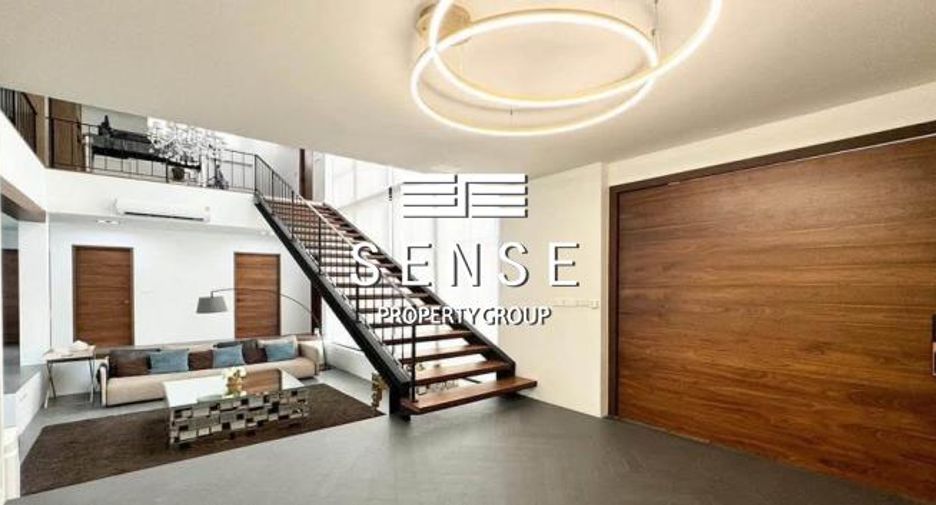 Casa en venta de 6 habitaciones en Khlong San, Bangkok