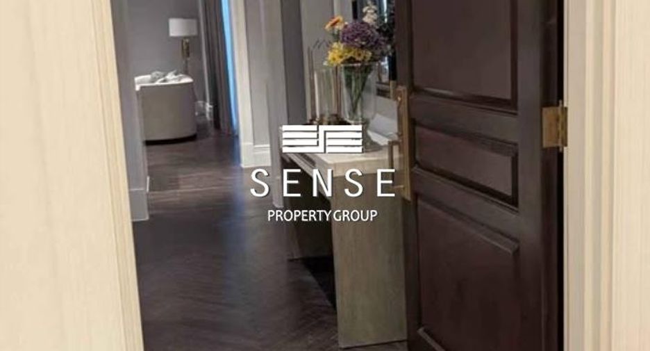 For rent 3 bedrooms condo in Pathum Wan, Bangkok