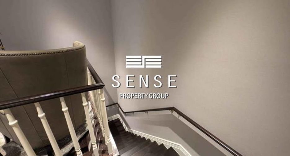 For rent 3 bedrooms condo in Pathum Wan, Bangkok