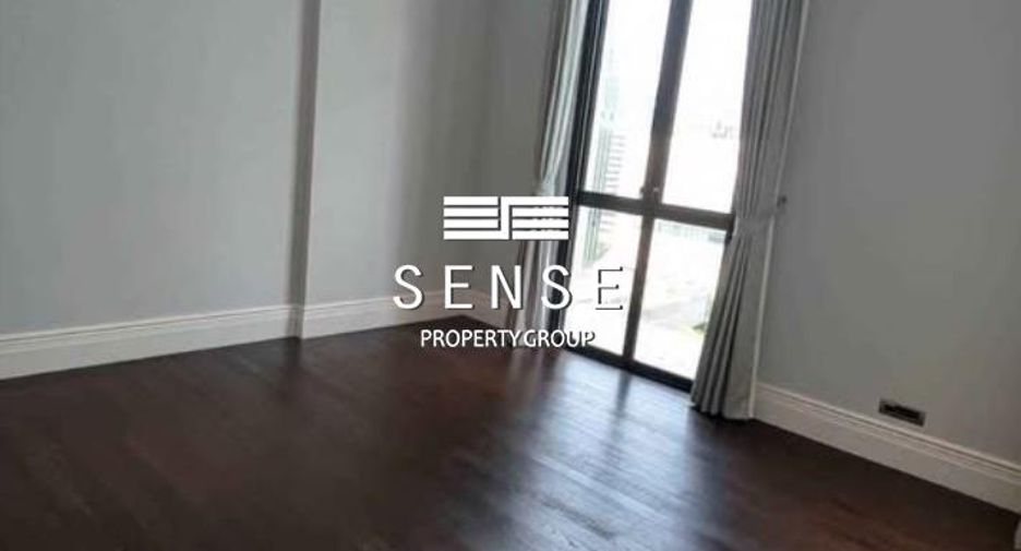 For rent 3 bedrooms condo in Pathum Wan, Bangkok