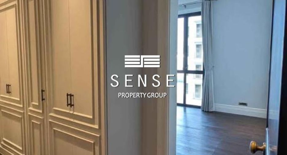For rent 3 bedrooms condo in Pathum Wan, Bangkok